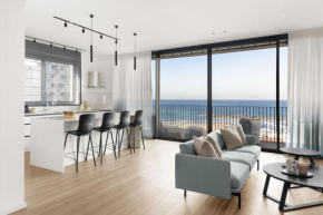 Luxury 2BD Beach Apartment 210